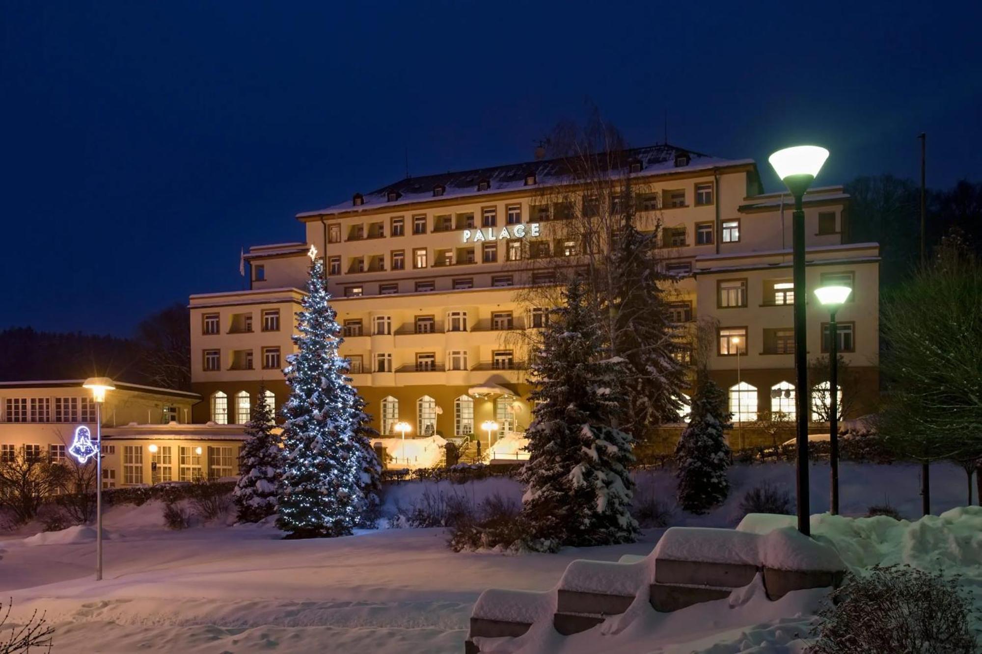 Kapsle Luhacovice Apartment Exterior photo